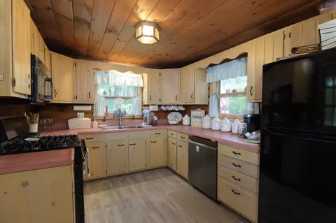 Kitchen - 20 Barlow Rd, Springfield, VT 05156 photo 2 of 4