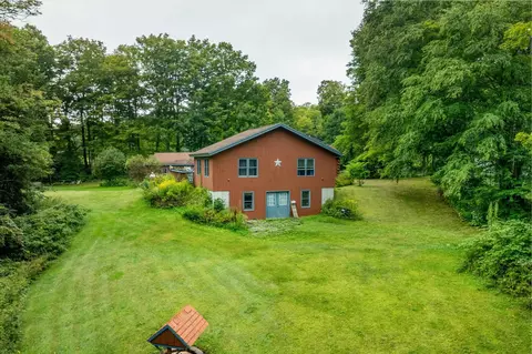 Exterior - 20 Barlow Rd, Springfield, VT 05156 photo 6 of 13