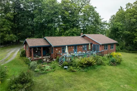 Exterior - 20 Barlow Rd, Springfield, VT 05156 photo 11 of 13