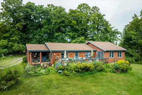 Exterior - 20 Barlow Rd, Springfield, VT 05156 photo 7 of 13