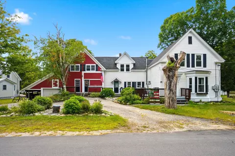 14 Osgood Rd, Campton, NH 03223