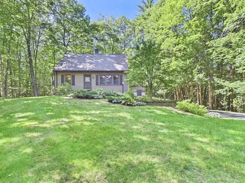 74 Keasor Rd, Northfield, NH 03276