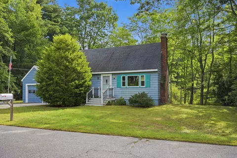 7 Fran Ave, Plaistow, NH 03865