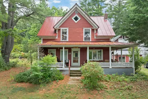 169 Old Town Rd, Hill, NH 03243