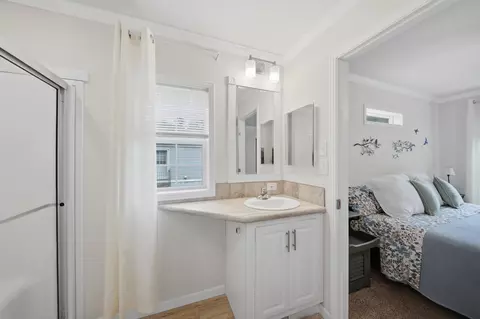 77 Hayes Park, Exeter, NH 03833 photo 12