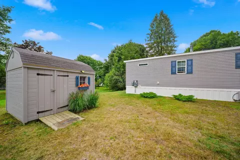 77 Hayes Park, Exeter, NH 03833 photo 27