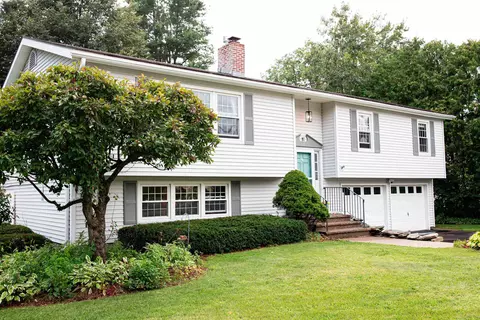 7 Sebring Rd, South Burlington, VT 05403
