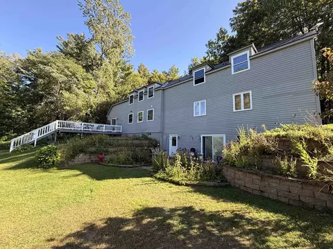 253 Sugar House Hl, Guilford, VT 05301