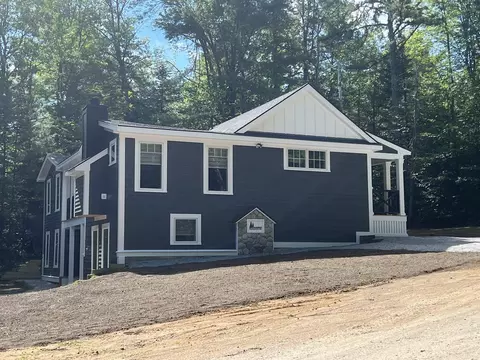 17 Moss Ln, Madison, NH 03849