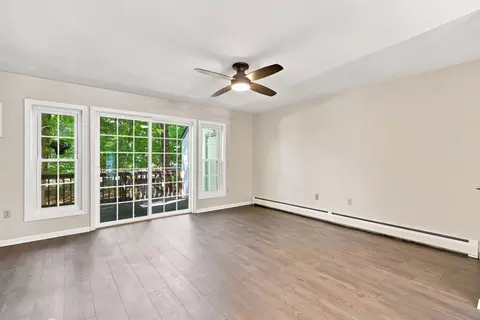 Living - 1465 Hooksett Rd #214, Hooksett, NH 03106 photo 6 of 7