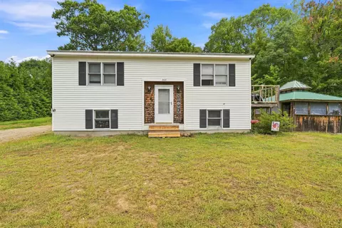 360 Dowboro Rd, Pittsfield, NH 03263