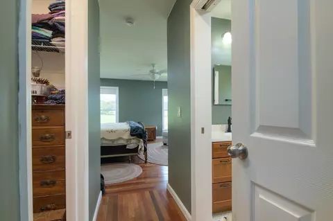 Entry Way - 844 Greeley Rd, Springfield, VT 05156 photo 2 of 6
