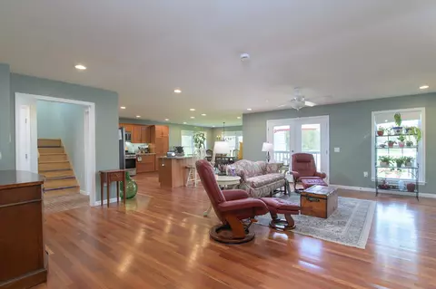 Living - 844 Greeley Rd, Springfield, VT 05156 photo 2 of 3