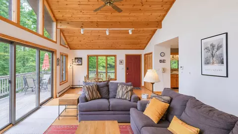 Living - 312 Tierney Rd, Cavendish, VT 05142 photo 2 of 7