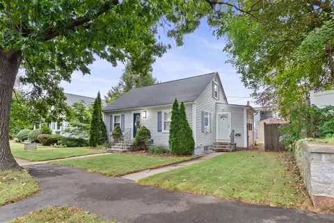221 Youville St, Manchester, NH 03102