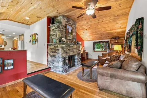 Living - 435 Lendway Ln, Johnson, VT 05656 photo 1 of 4