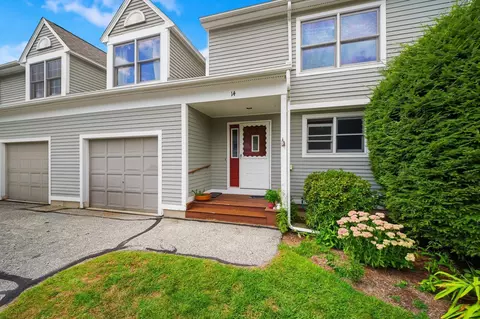 14 Long Hill Rd, Peterborough, NH 03458