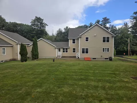 Exterior - 82 Dutton Rd, Pelham, NH 03076 photo 13 of 21