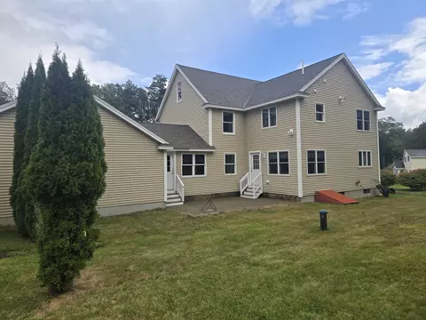 Exterior - 82 Dutton Rd, Pelham, NH 03076 photo 12 of 21