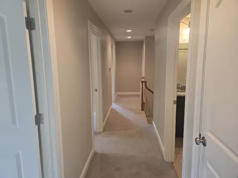 Entry Way - 82 Dutton Rd, Pelham, NH 03076 photo 5 of 5