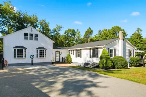 150 Wallace Rd, Bedford, NH 03110