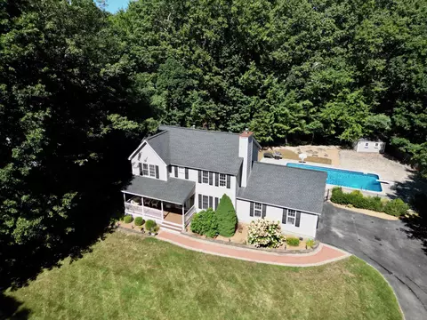 9 Hampstead Rd, Merrimack, NH 03054