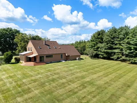 Exterior - 47 Oak Hill Dr, Dummerston, VT 05301 photo 6 of 7