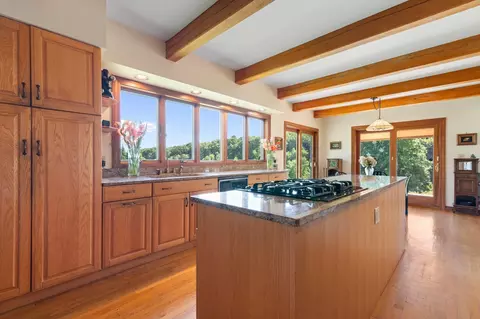 Kitchen - 47 Oak Hill Dr, Dummerston, VT 05301 photo 4 of 4