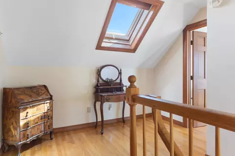 Entry Way - 47 Oak Hill Dr, Dummerston, VT 05301 photo 3 of 4