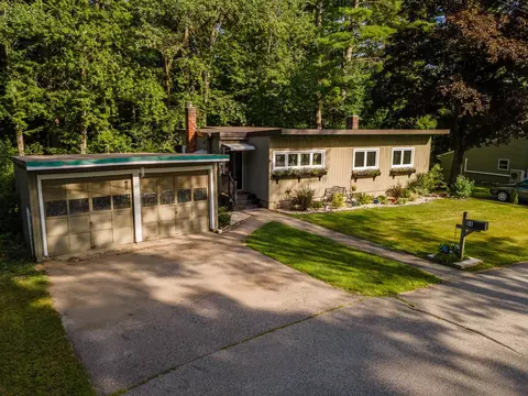 64 Fox Cir, Keene, NH 03431