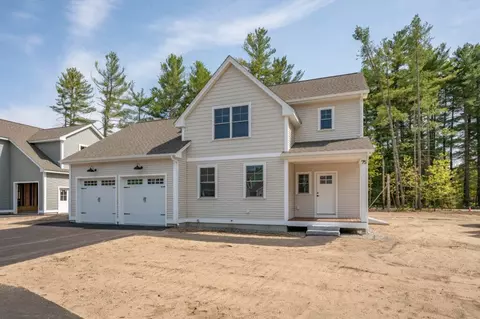 53 Wilderness Dr, Nashua, NH 03062