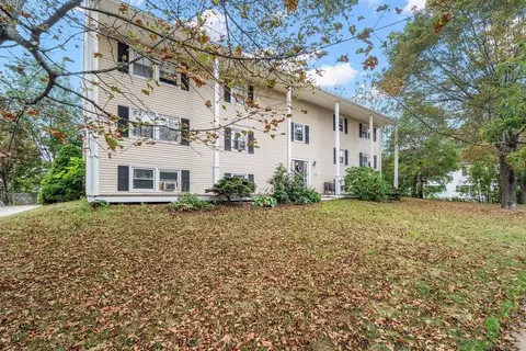 140 Cass St #1, Portsmouth, NH 03801