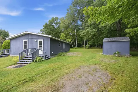 26 Sunshine Dr, Belmont, NH 03220