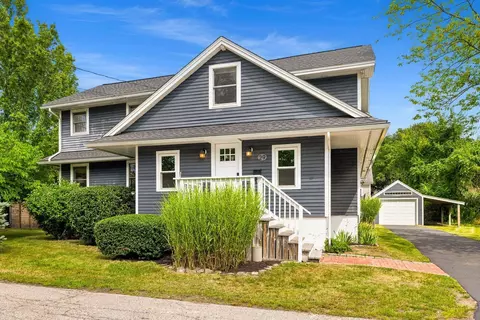 29 Versailles Ave, Portsmouth, NH 03801