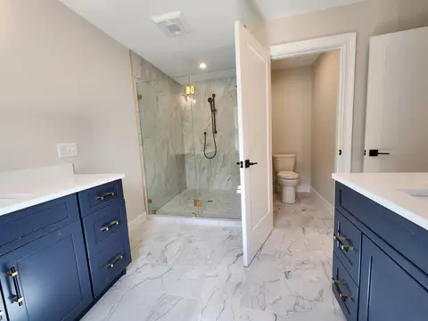 Bath - 5 Campbell Way #2, Windham, NH 03087 photo 2 of 5