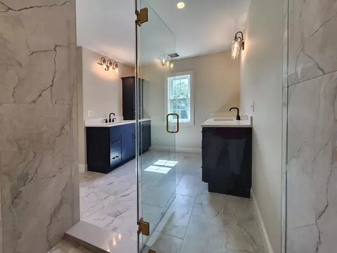 Bath - 5 Campbell Way #2, Windham, NH 03087 photo 3 of 5