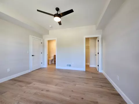 Bedroom - 5 Campbell Way #2, Windham, NH 03087 photo 4 of 4