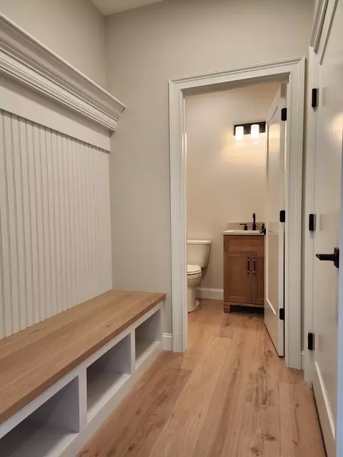 Entry Way - 5 Campbell Way #2, Windham, NH 03087 photo 2 of 6