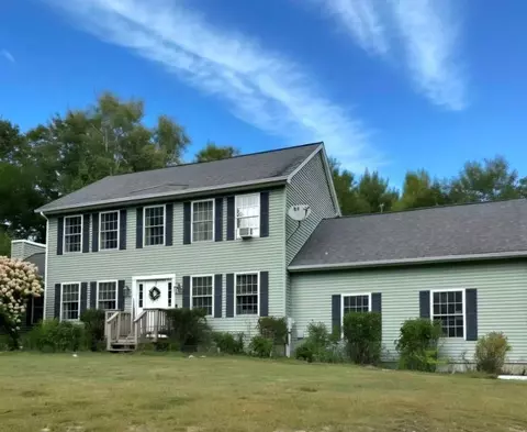39 Valhalla Farm Rd, Hillsborough, NH 03244