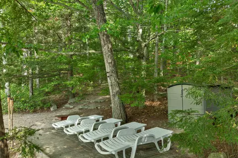 Exterior - 49 Kings Pine Rd, Wolfeboro, NH 03894 photo 2 of 7