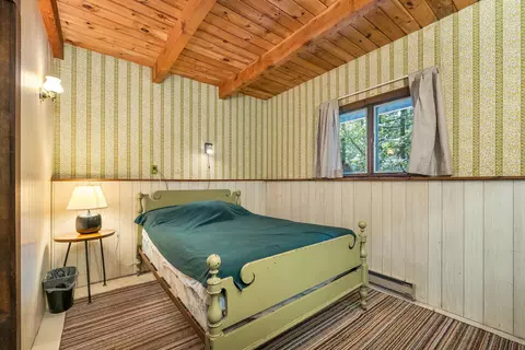 Bedroom - 49 Kings Pine Rd, Wolfeboro, NH 03894 photo 4 of 11