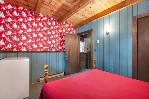 Bedroom - 49 Kings Pine Rd, Wolfeboro, NH 03894 photo 8 of 11