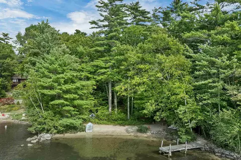 Exterior - 49 Kings Pine Rd, Wolfeboro, NH 03894 photo 5 of 7