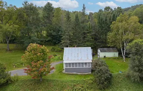 555 N Danville Rd, Saint Johnsbury, VT 05819