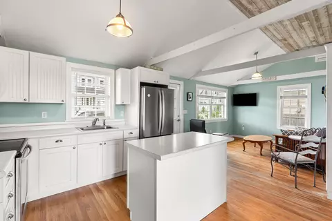 Kitchen - 5 Thorwald Ave, Hampton, NH 03842 photo 3 of 5