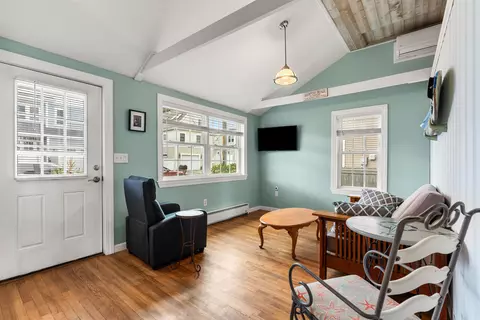 Living - 5 Thorwald Ave, Hampton, NH 03842 photo 3 of 3