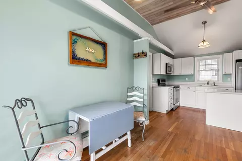 Dining - 5 Thorwald Ave, Hampton, NH 03842 photo 1 of 1