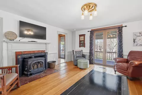 Living - 183 Waterloo St, Warner, NH 03278 photo 2 of 2