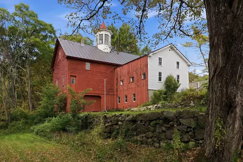 Exterior - 183 Waterloo St, Warner, NH 03278 photo 4 of 18