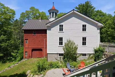 Exterior - 183 Waterloo St, Warner, NH 03278 photo 6 of 22